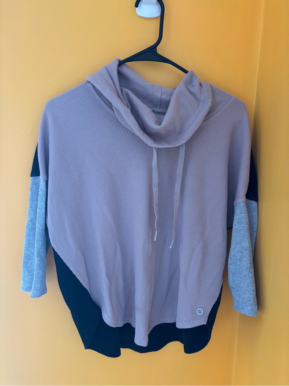Calvin Klein Performance Black & Light Mauve Waffle-Knit Pullover